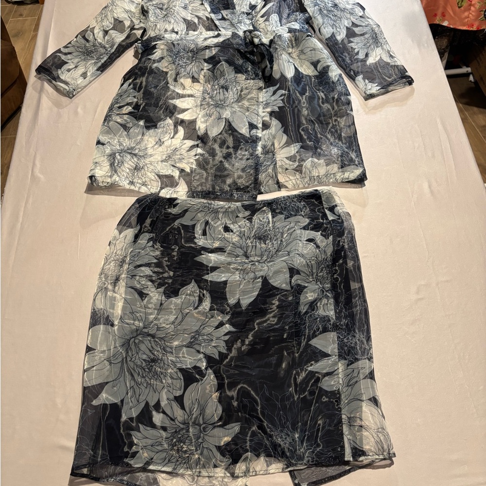 Vince Camuto Floral 2pc Set Sheer Organza Trench Coat Jacket L & Midi Skirt 12